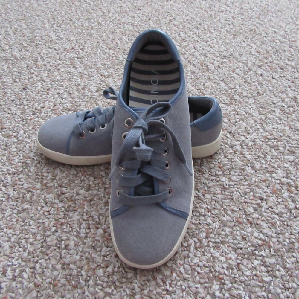 Vionic Shoes Womens 6 Brinley Low Top Sneakers Blue Faux Leather Lace Up Casual